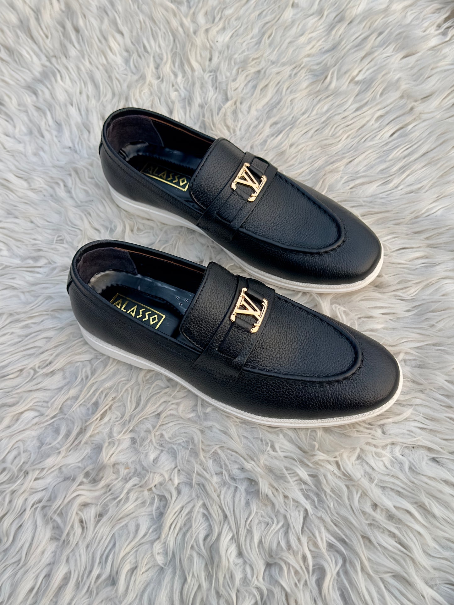 Lorven LV - BLACK (crust 100% Leather)