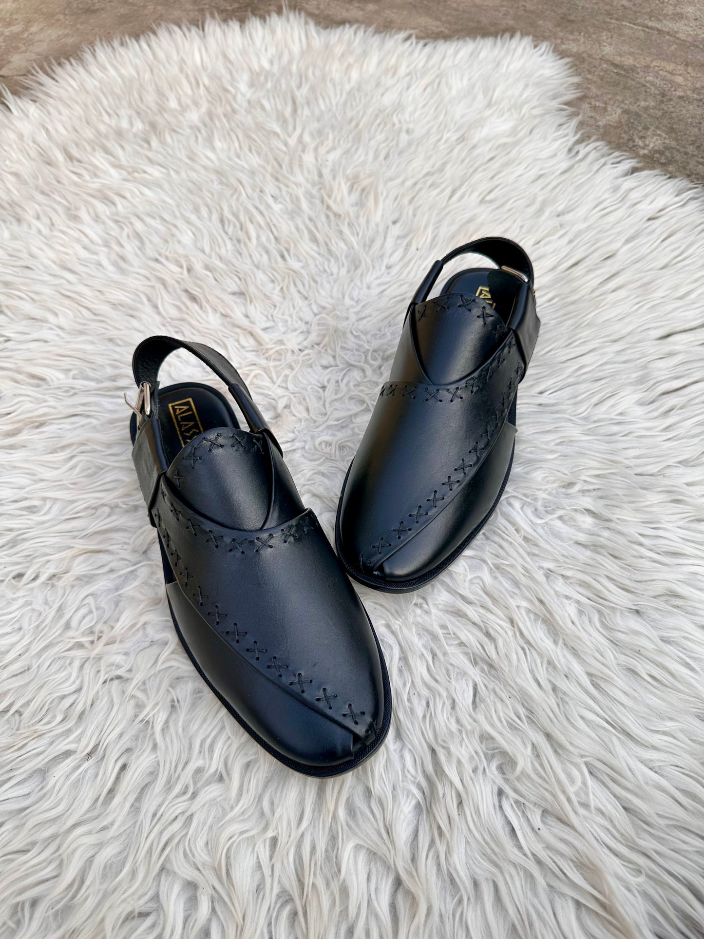 Crosszaar - BLACK (100% cow leather peshawari)