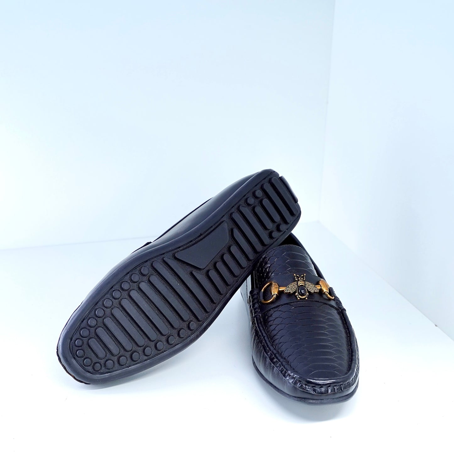 Fishbee - BLK (hamdmade leather moccasins)