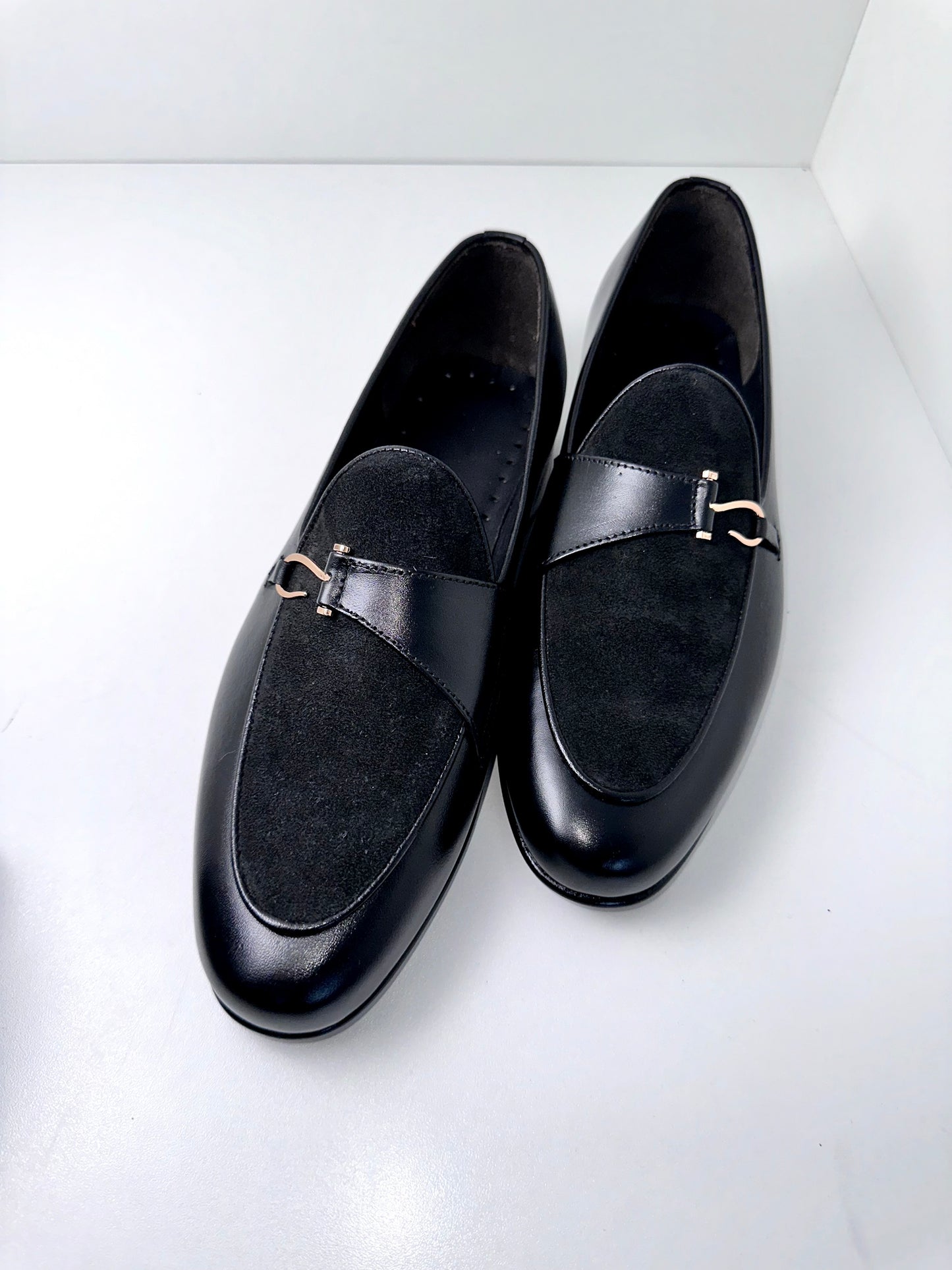 Dock - BLK (Premium Suede Leather)