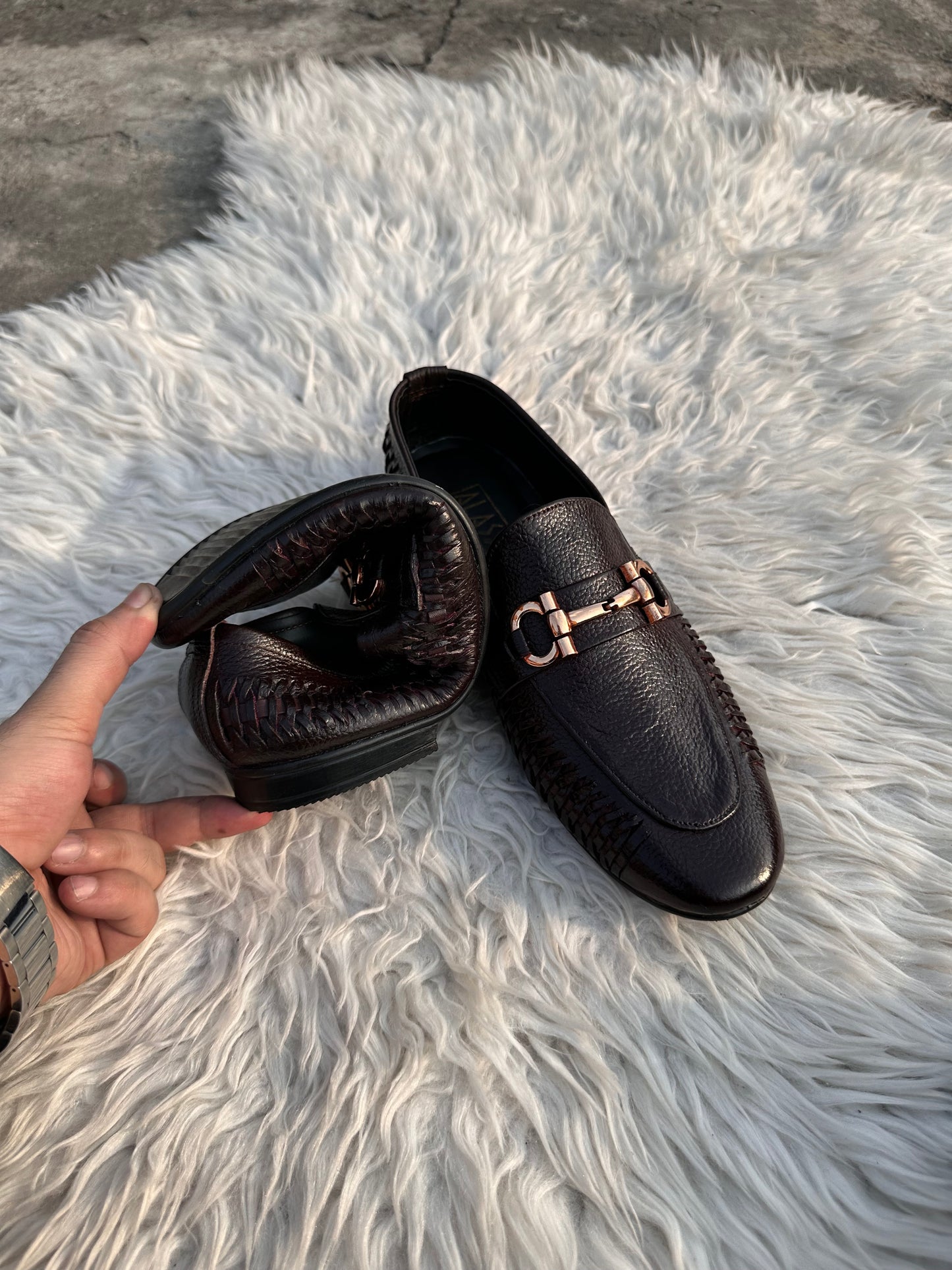 Danima - Mehroom Dark (Free shoe leather Travel Bag)
