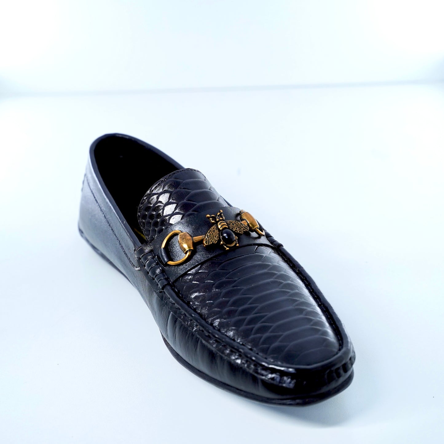 Fishbee - BLK (hamdmade leather moccasins)
