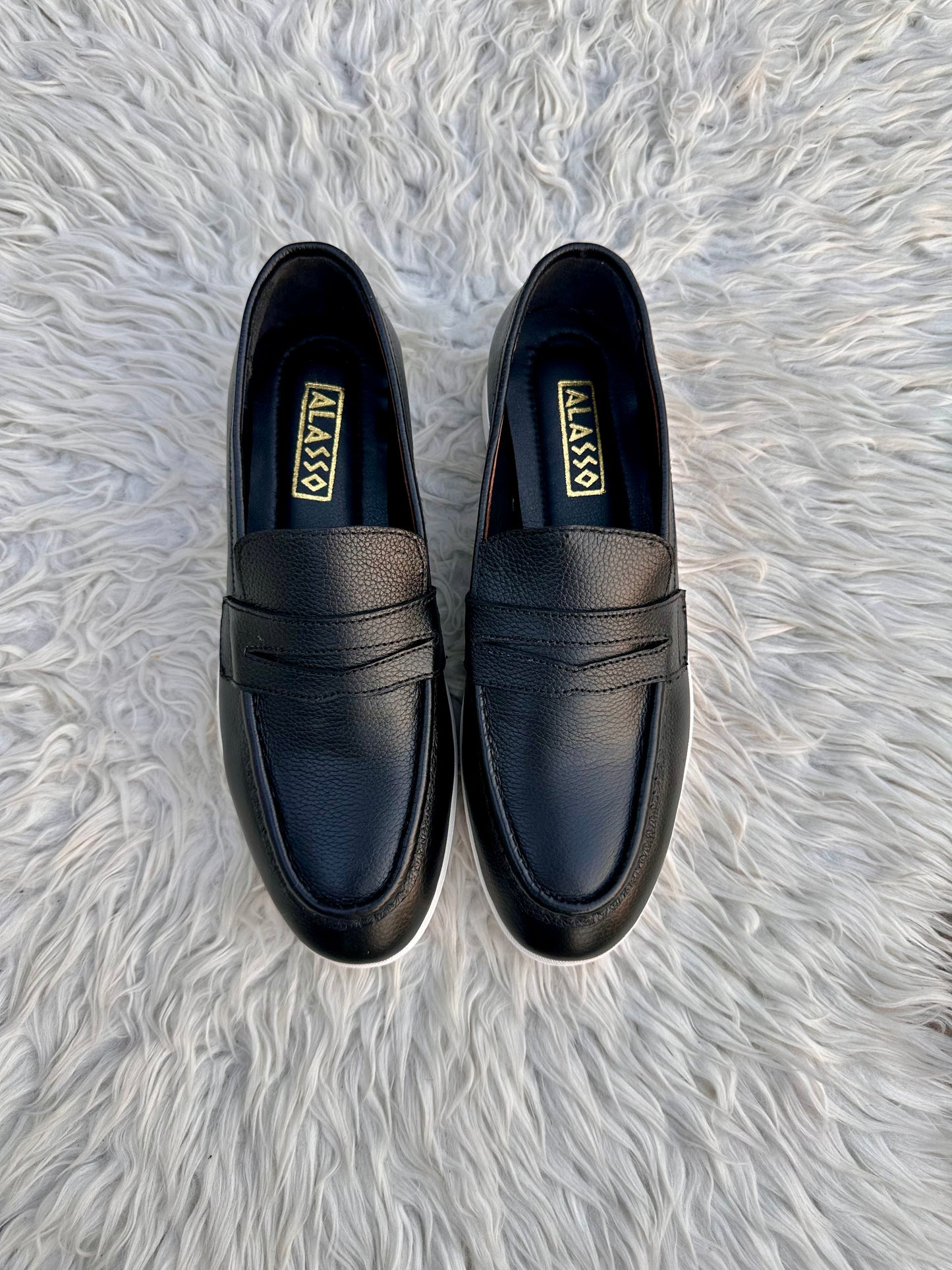 Lorven - Black (crust 100% Leather formal)